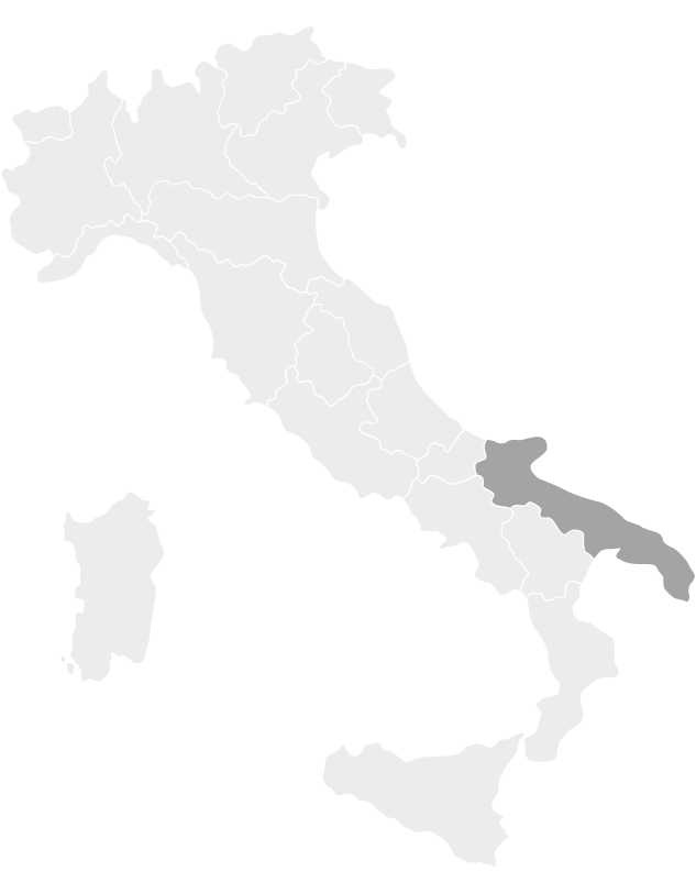 Kaart van Italië met de regio Puglia gemarkeerd in het grijs.